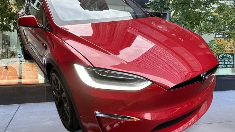 TESLA MODEL X 2022 7SAXCDE50NF350418 image